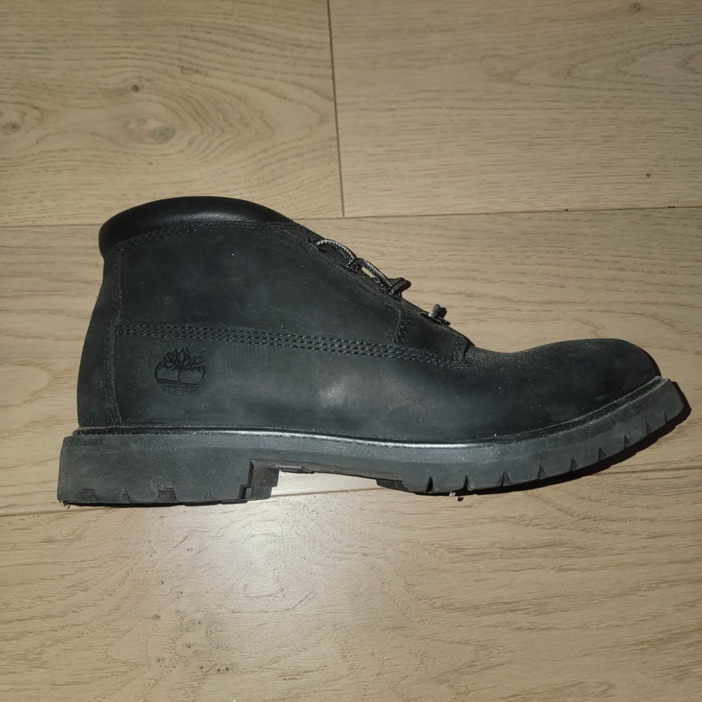 Timberland Women's Nellie Waterproof Chukka Shoes - Picture 10 of 10